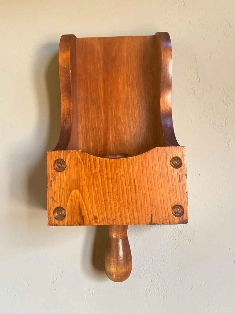 Pair Wooden Colonial Primitive Farmhouse Scoop Style Candle Holders Boxes